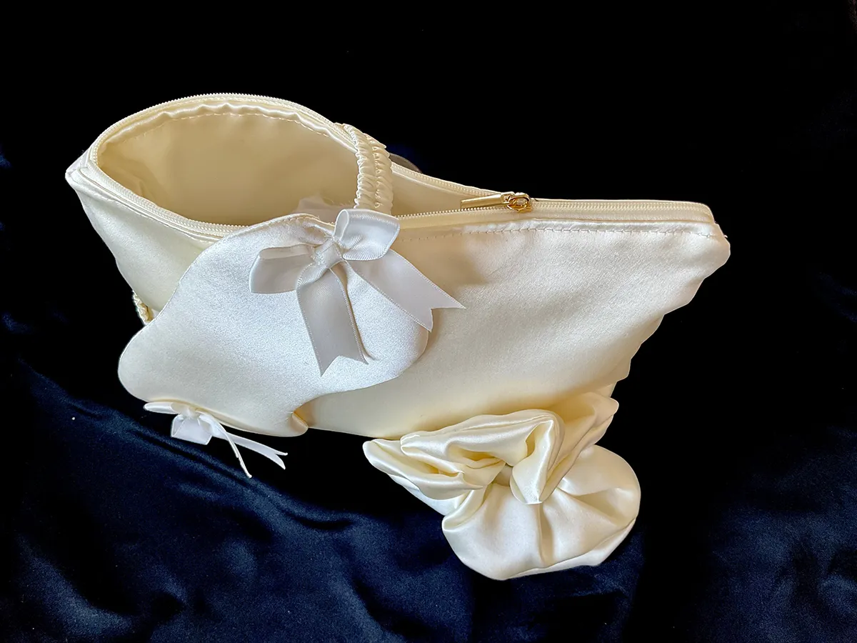 Pure Silk Vanity Purse - Image 6