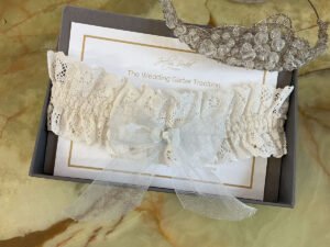 The English Cotton Lace Organza Bow Garter