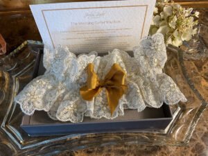 The Gilt Thread Nottingham Lace Garter