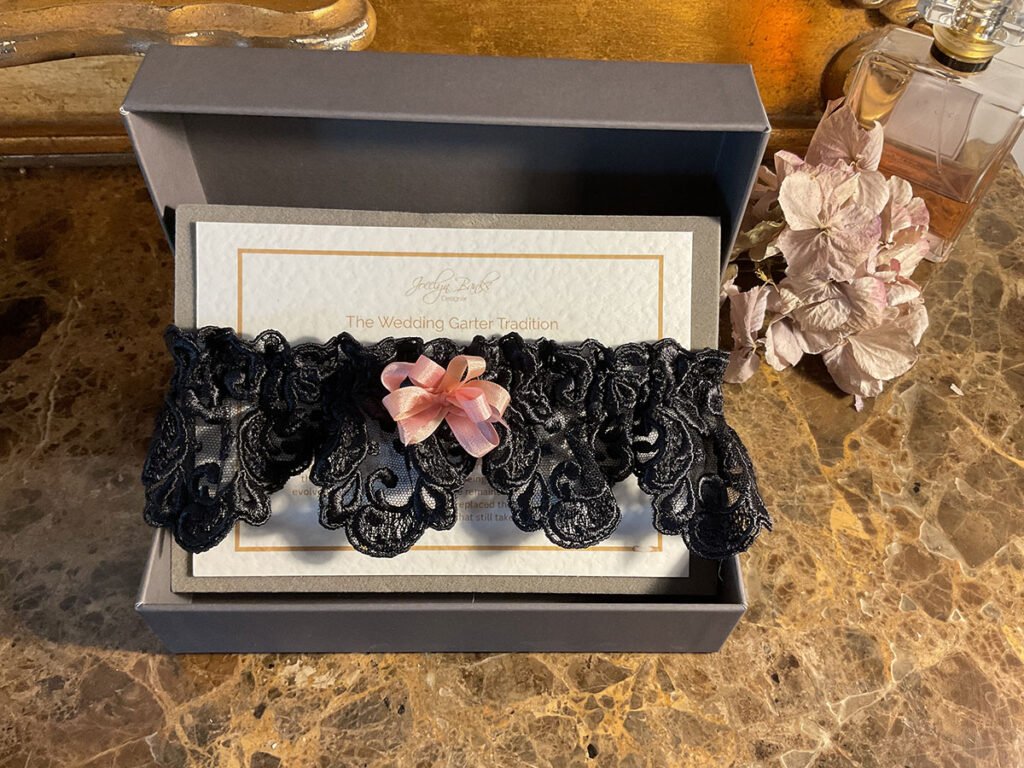 The Guipure Noir Rosette Garter (One of a Kind)