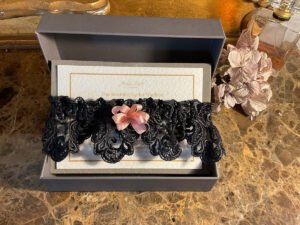 The Guipure Noir Rosette Garter (One of a Kind)